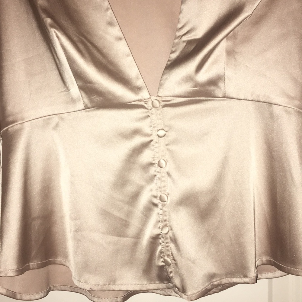 Gold blouse - Picture 2 of 2